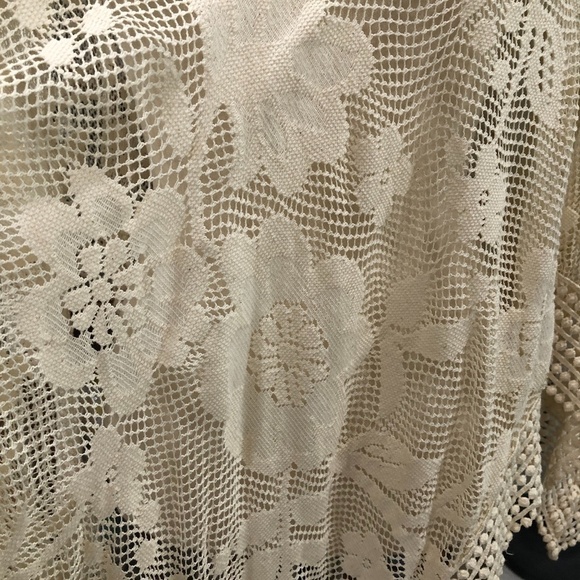 Free People Open Lace Ivory Pullover Poncho Shawl, Size O/S - Picture 3 of 7